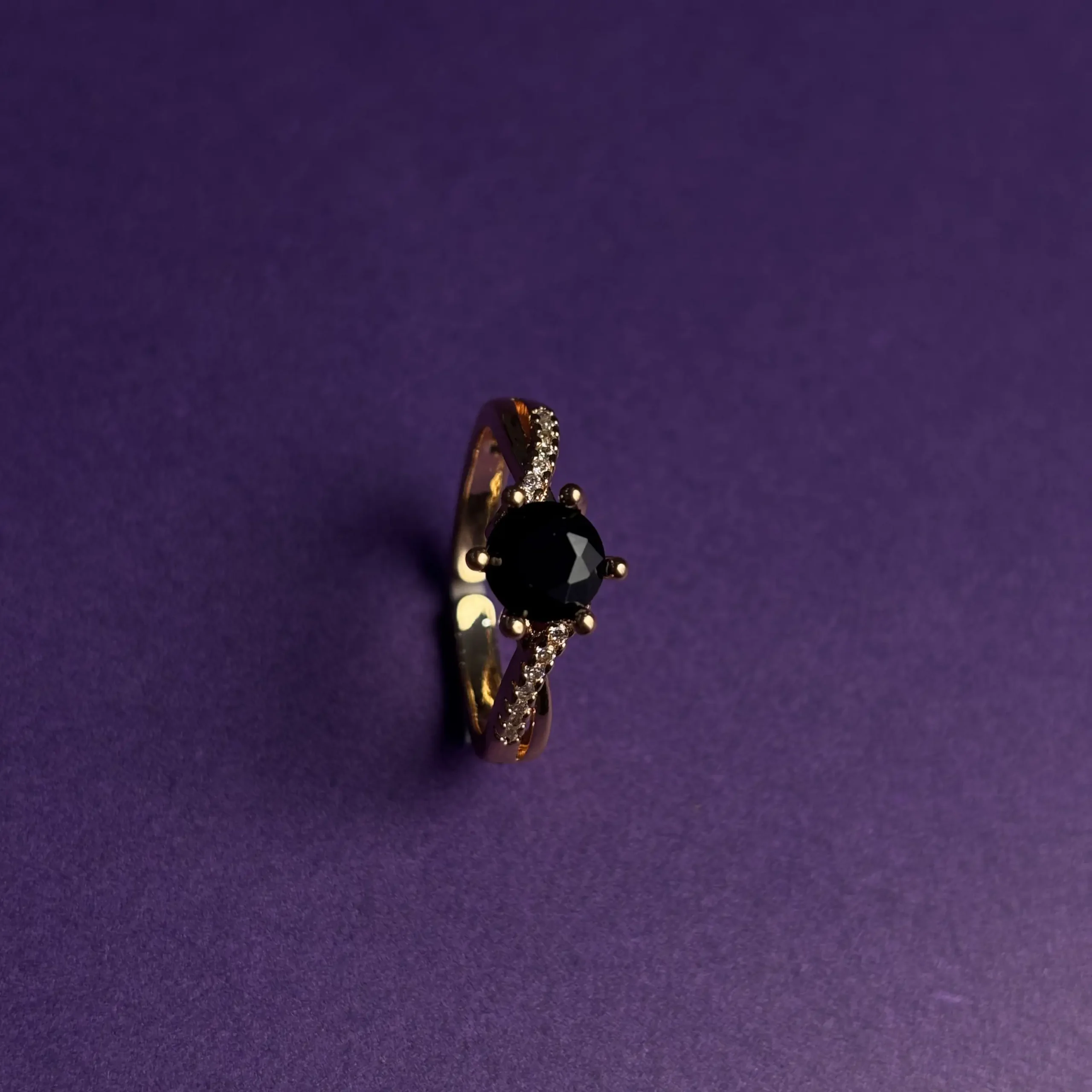 Classic Gemstone Golden Ring - Image 4