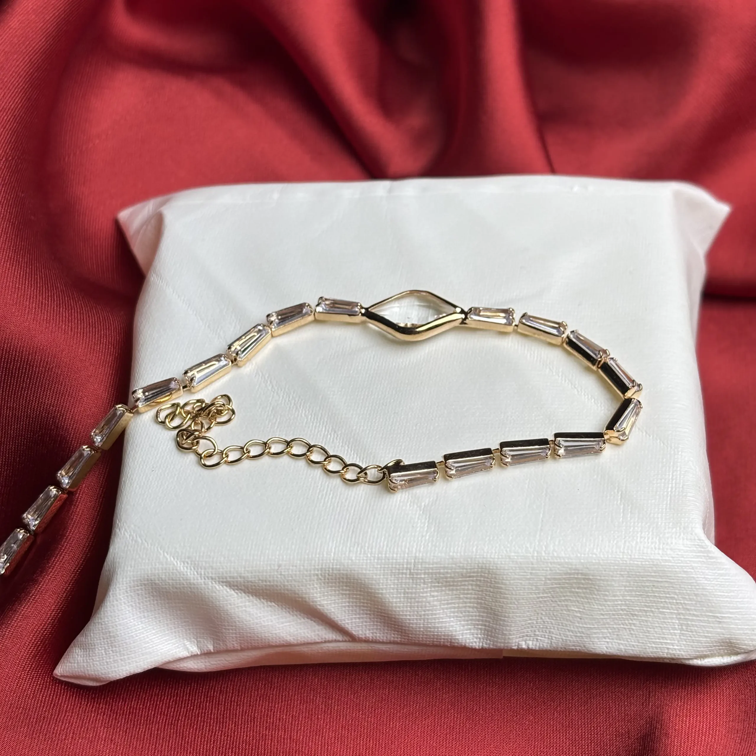 Vibrant Red and Sparkling Bracelet - Image 4